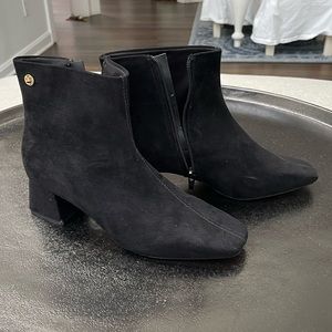 Offline Black Suede Short Boots Size 7 Zip Up